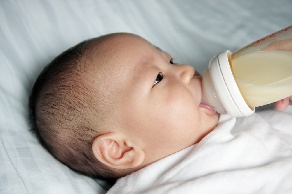 Bebek gelişiminde anne sütü ve tamamlayıcı beslenme