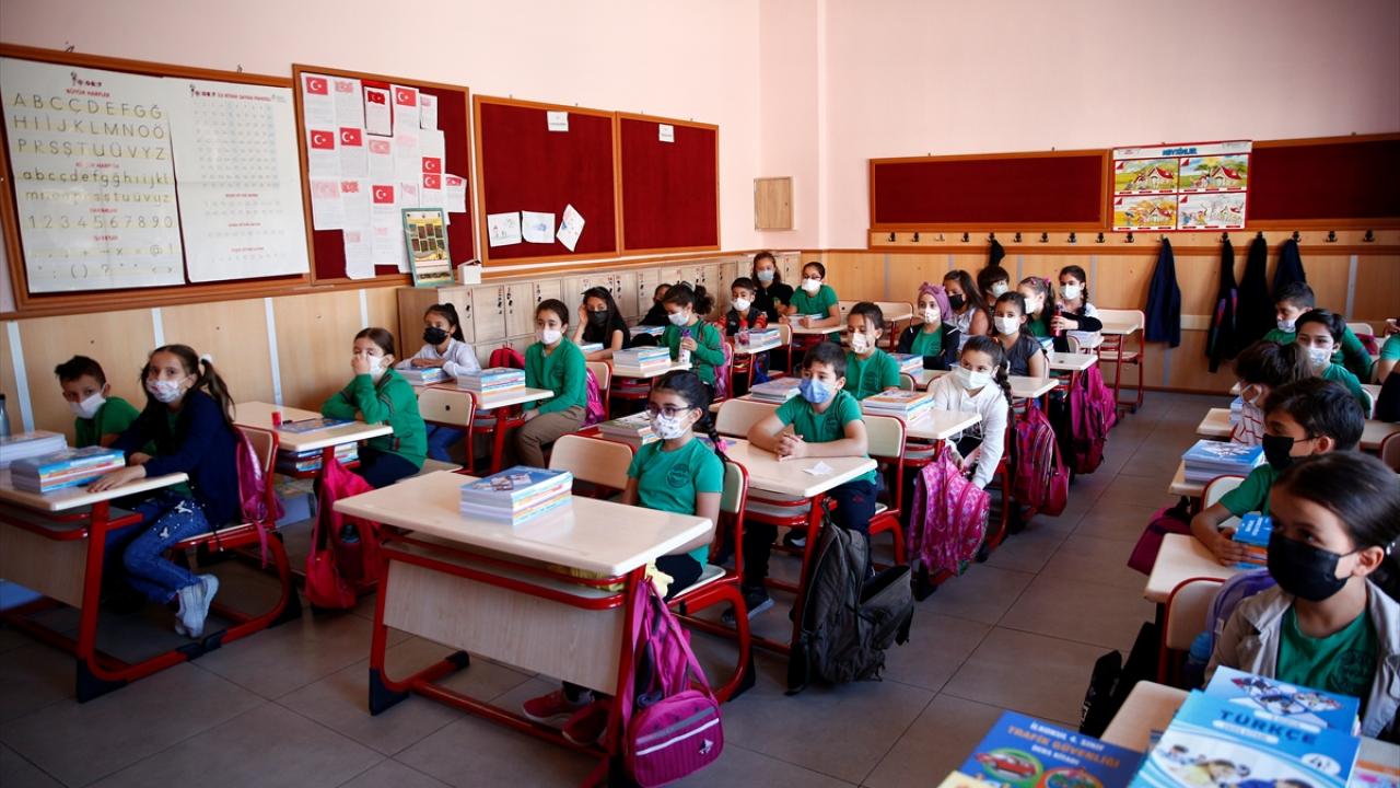 Yeni eğitim öğretim yılı başladı