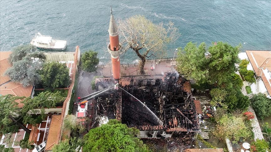 Vaniköy Camii yeniden inşa edilecek