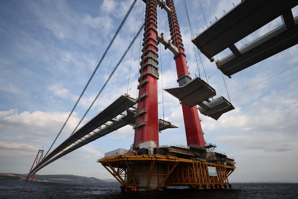 Çanakkale Köprüsü'nde son tabliye yerleşti