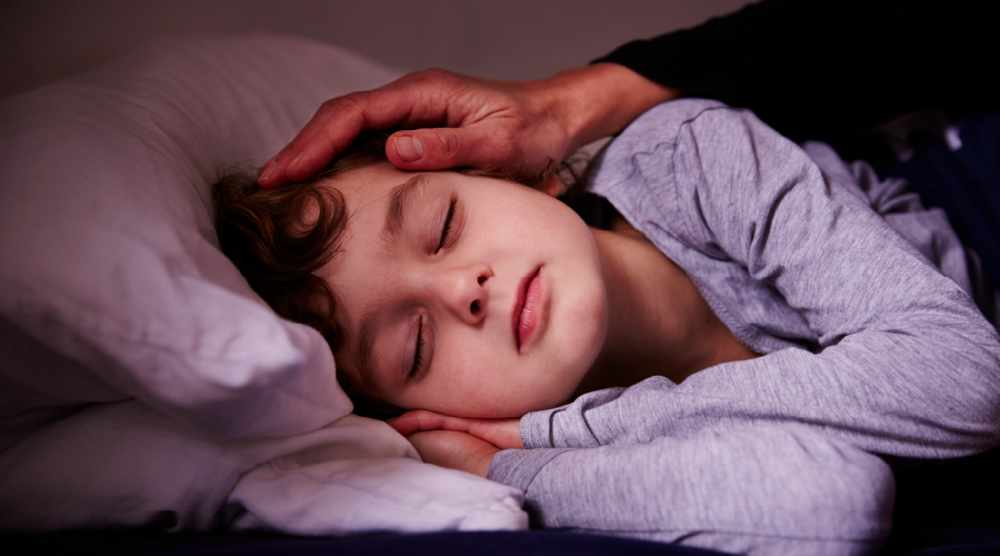 Karanlık korkusu çocukları nasıl etkiliyor?