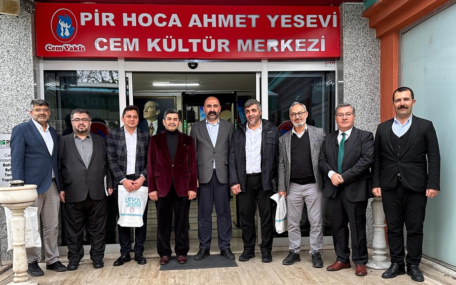 Ufka Yolculuk Heyetinden Cem Vakfı’na Ziyaret