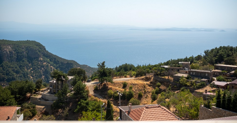 Mahmud Es ad Coşan Hocamız ve Güzide Eşi Çanakkale Ahmetçe’de Yâd Edildi