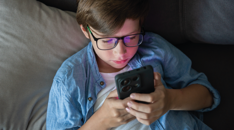 ­Ekran kullanımı şaşılığa sebep oluyor