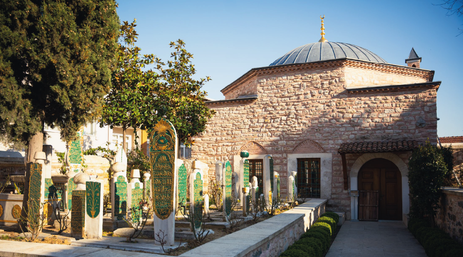 ­İLKSAV, Ramazan’da Eyüp Sultan’da ‘Gönül Sofraları’ Kuruyor