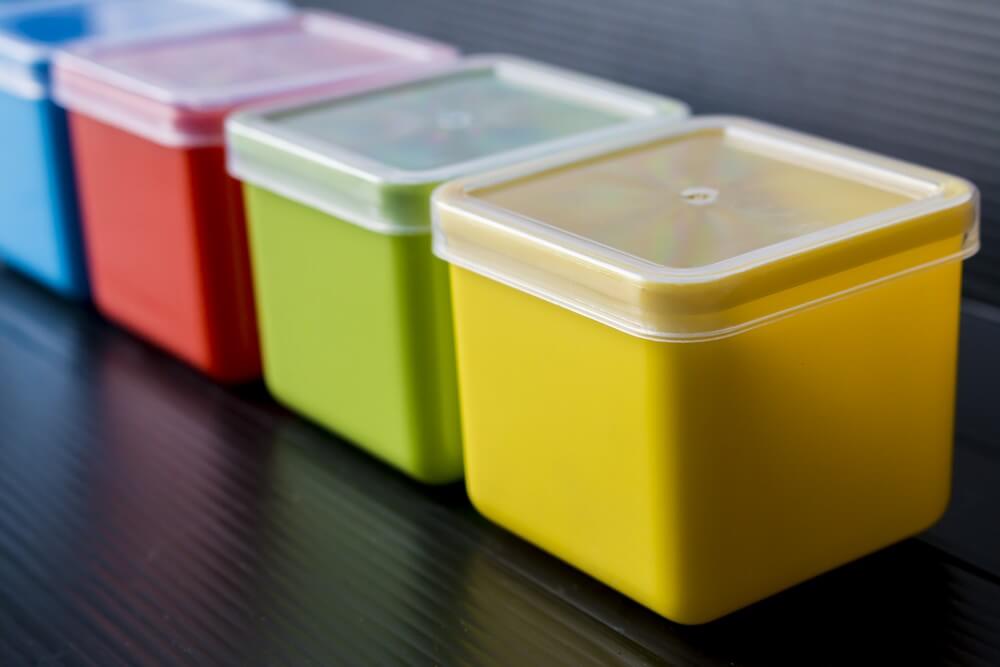 Hollanda'da plastik yemek kapları için ek ücret alınacak