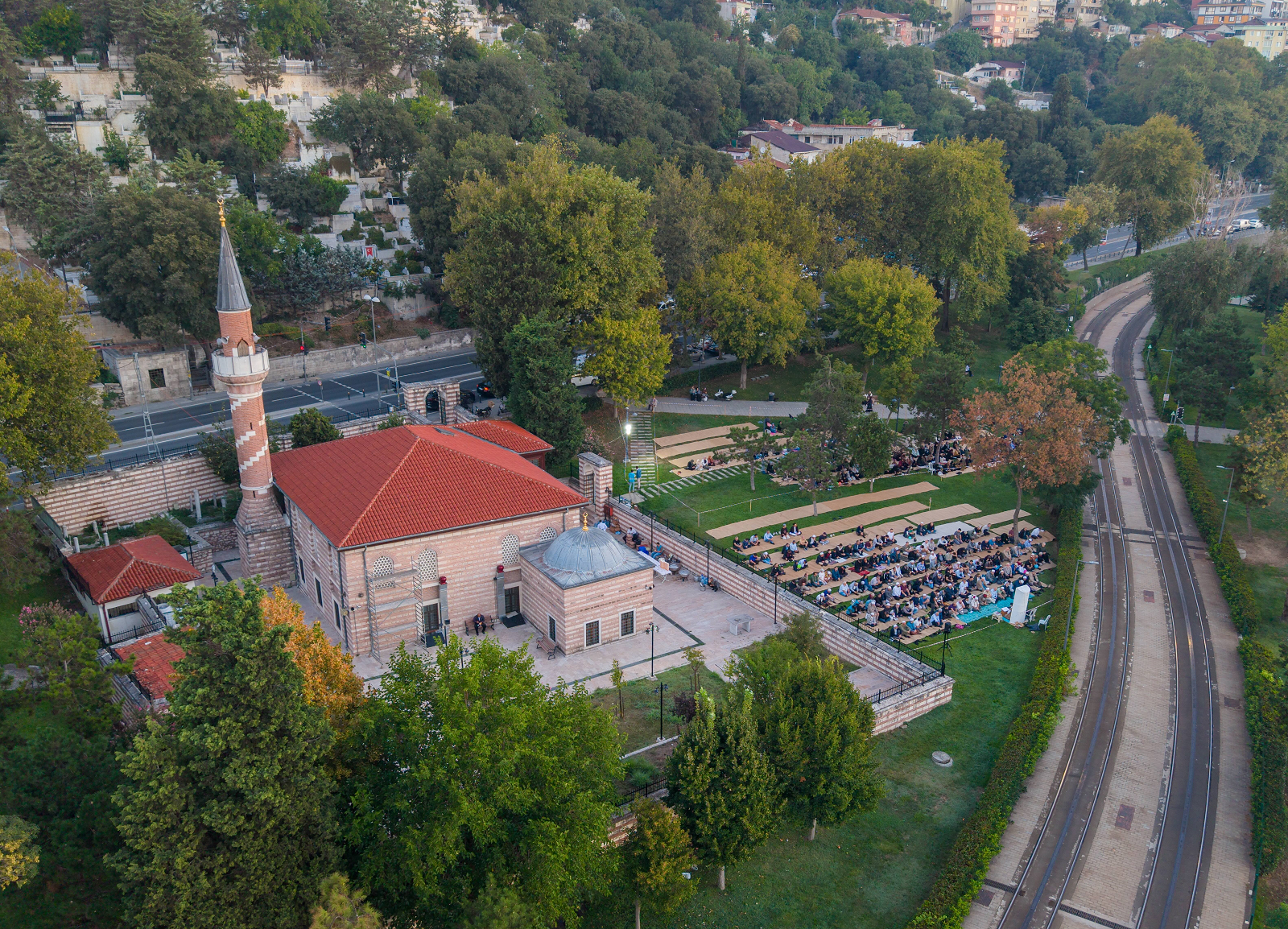 Eyüp Sultan’da Tarihi Mirasın Gölgesinde İşrak Buluşması