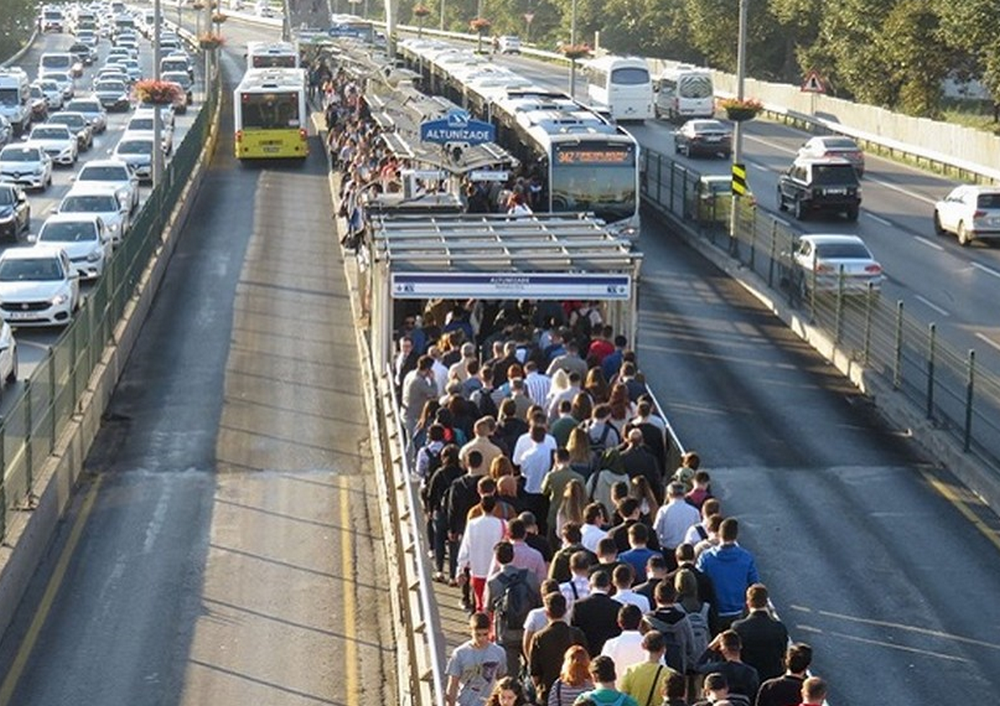 Toplu ulaşım ve konaklamada HES kodu şartı