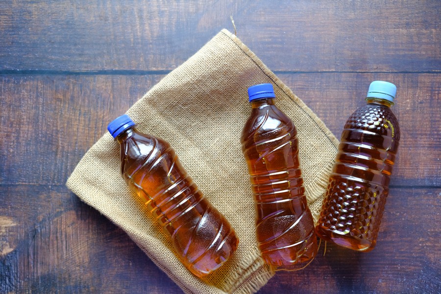 Atık yağlar değerlendirilerek ekonomiye katkı sağlıyor