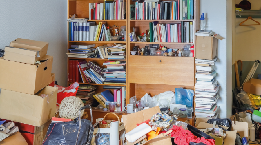 Biriktirme bozukluğu fiziksel ve dijital alanları “çöplüğe” dönüştürebilir