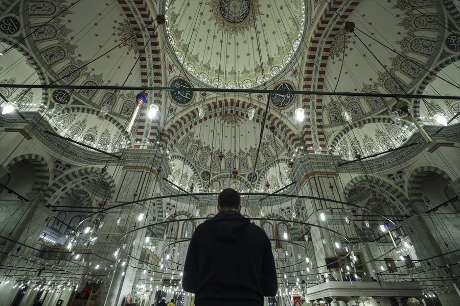 Bayram geceleri nasıl idrak edilmeli?