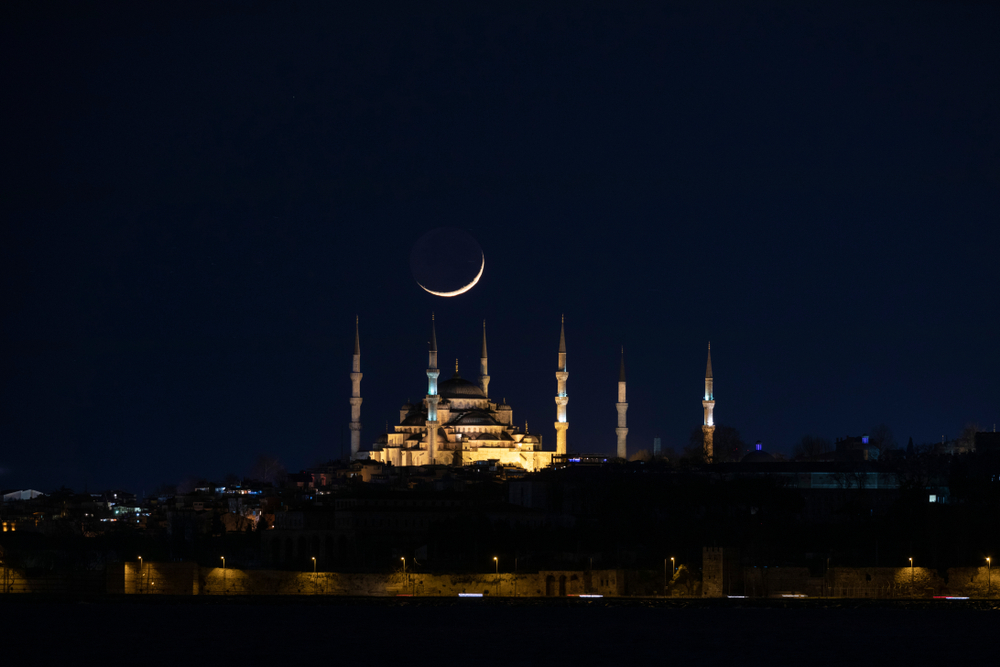 Tevbe Ayı Receb'in İlk Kandili, Kıymetli Zamanlardan Regaib