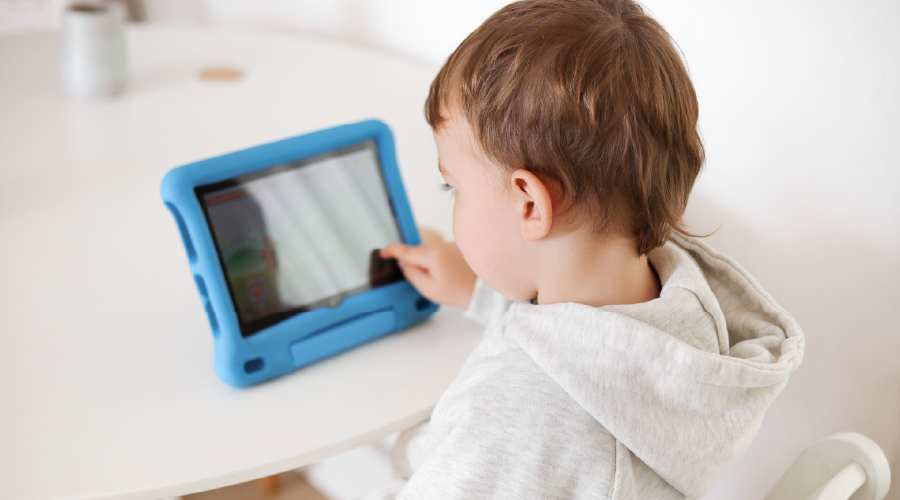 ­Dijital ekran bağımlılığı çocuklarda kabızlığa yol açıyor